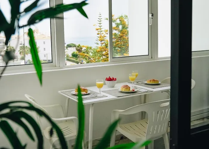 Shiny Flat - Pool Albufeira